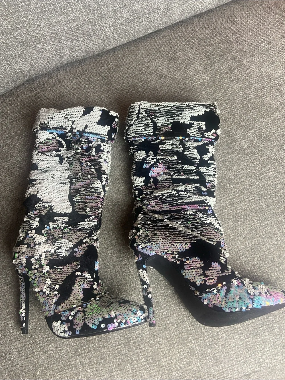 Sequined Black Multicolor Stiletto Ip to the Knee Boot size 8
